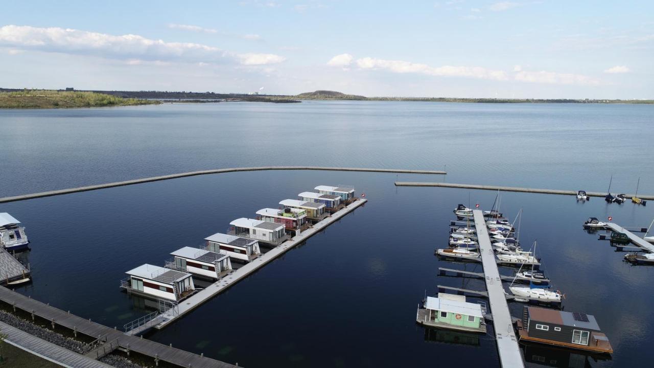 Hausboote Marina Braunsbedra Villa ภายนอก รูปภาพ